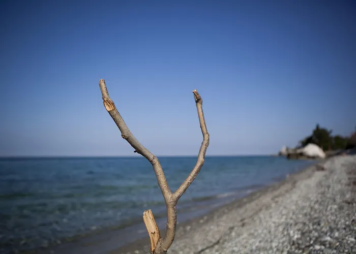 Отель Kymata 2*